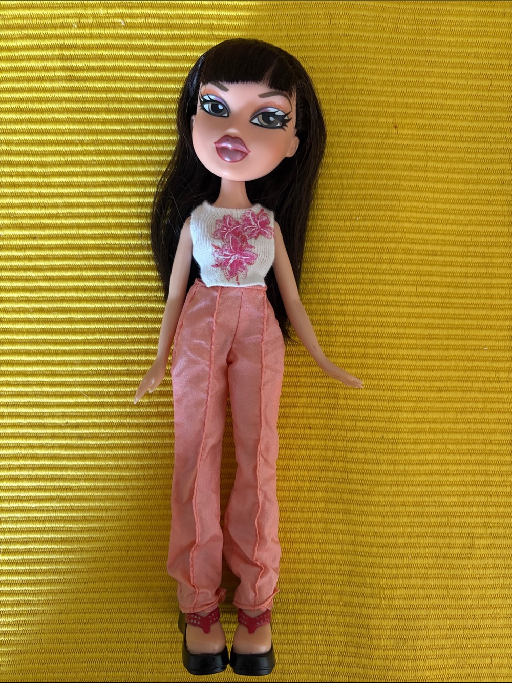 NOW WITH SHOES Vintage Bratz Beach Party 2002 Limited Edition Jade redressed